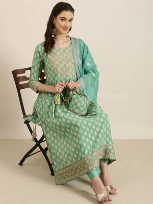 women's round neck floral zari green a-line kurta and trouser with dupatta 5