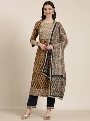 women's round neck floral zari tan a-line kurta and trouser with dupatta 2