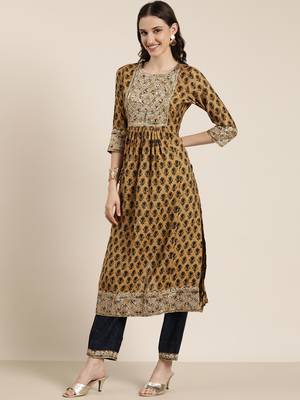 women's round neck floral zari tan a-line kurta and trouser with dupatta 4