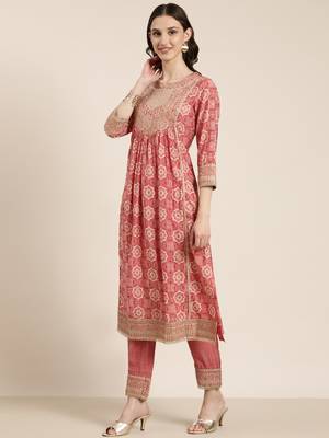 women's round neck ethnic motifs foil print red a-line kurta and trouser with dupatta 4