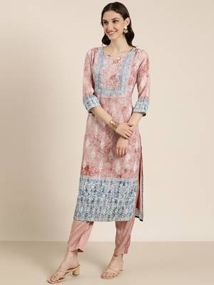 women's round neck floral batik mauve straight kurta and trouser with dupatta 4