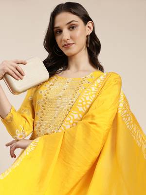 women's round neck floral batik yellow straight kurta and trouser with dupatta 1