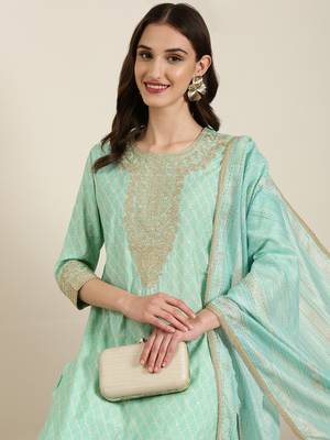 women's round neck bandhani foil print sea green straight kurta and trouser with dupatta 1