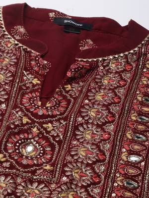 women's mandarin collar floral foil print maroon straight kurta and sharara with dupatta 3