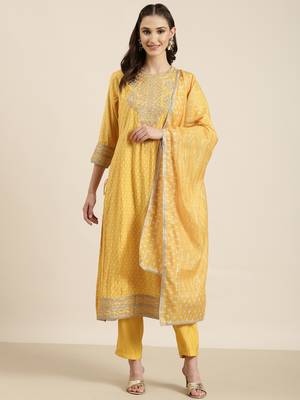 women's round neck geometric foil print yellow straight kurta and trouser with dupatta 2
