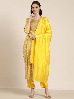 women's round neck floral yellow a-line kurta and trouser with dupatta 2