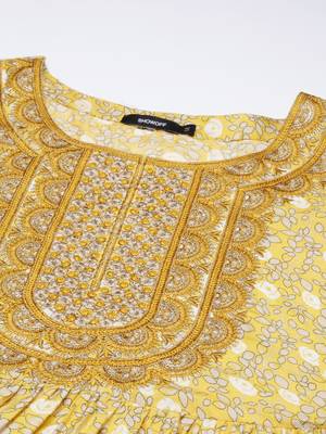 women's round neck floral yellow a-line kurta and trouser with dupatta 3