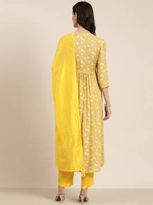 women's round neck floral yellow a-line kurta and trouser with dupatta 4