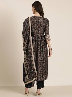 women's round neck floral foil print black a-line kurta and trouser with dupatta 5