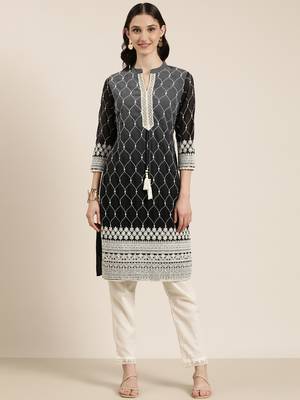 women's mandarin collar solid ombre grey straight kurta and trouser 2