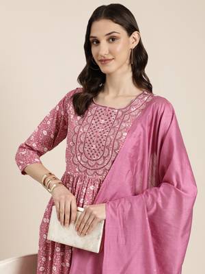 women's round neck floral pink a-line kurta and trouser with dupatta 1