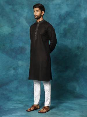 Black And White Cotton Blend Kurta Pyjama Set 2