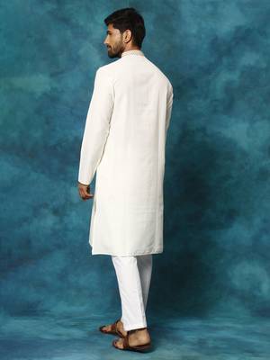 Cream And White Cotton Blend Kurta Pyjama Set 3
