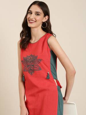 women's round neck solid red straight kurta and palazzos 1