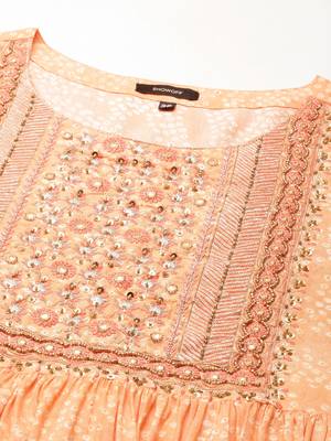 women's round neck bandhani zari peach anarkali kurta and trouser with dupatta 3