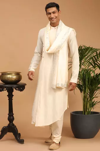 Cream Viscose Blend Kurta Pyjama Set With Dupatta