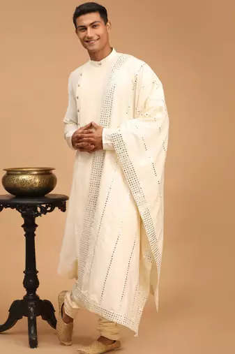 Cream Viscose Blend Kurta Pyjama Set With Dupatta