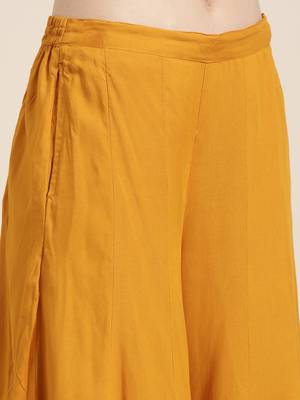 women's round neck geometric foil print mustard straight kurta and palazzos 4
