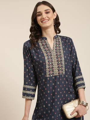 women's mandarin collar geometric navy blue straight kurta and sharara 1