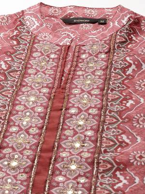 women's mandarin collar ethnic motifs maroon straight kurta and trouser with dupatta 3
