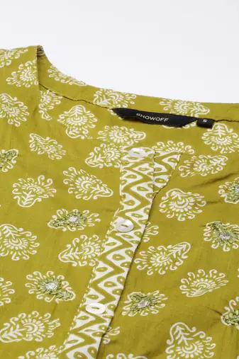 women's round neck ethnic motifs green a-line top and trouser with dupatta