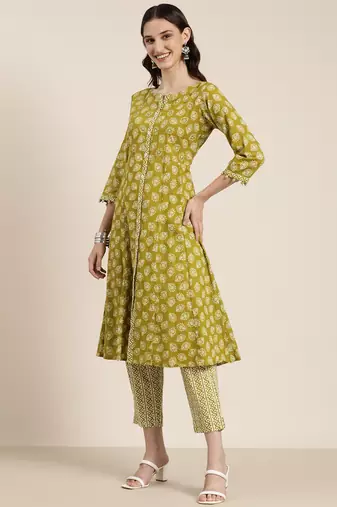 women's round neck ethnic motifs green a-line top and trouser with dupatta