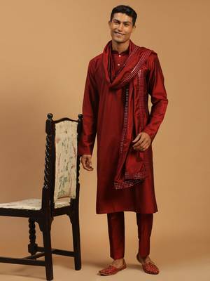 Maroon Viscose Kurta, Pyjama & Dupatta Set 1