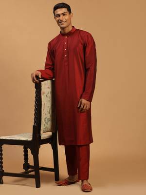 Maroon Viscose Kurta, Pyjama & Dupatta Set 2