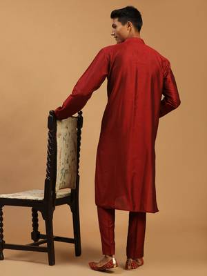 Maroon Viscose Kurta, Pyjama & Dupatta Set 3