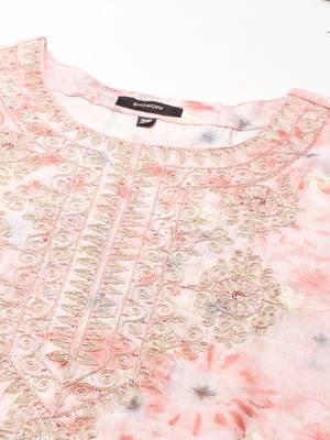 women's round neck floral foil print peach straight kurta and trouser with dupatta 3