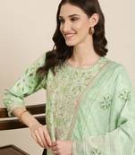 women's round neck floral foil print green straight kurta and trouser with dupatta