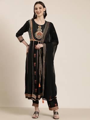 women's round neck striped zari black anarkali kurta and trouser with dupatta 2