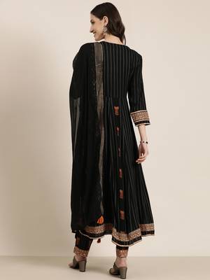 women's round neck striped zari black anarkali kurta and trouser with dupatta 5