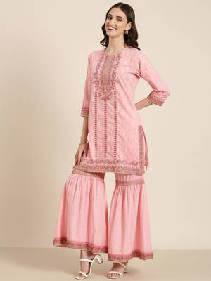women's round neck paisley foil print pink straight kurta and sharara with dupatta 4