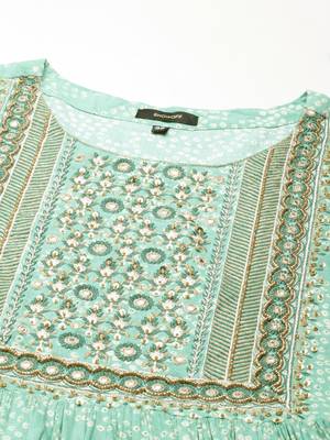 women's round neck bandhani green anarkali kurta and trouser with dupatta 3