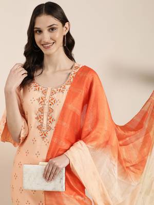 women's round neck floral foil print peach straight kurta and trouser with dupatta 1