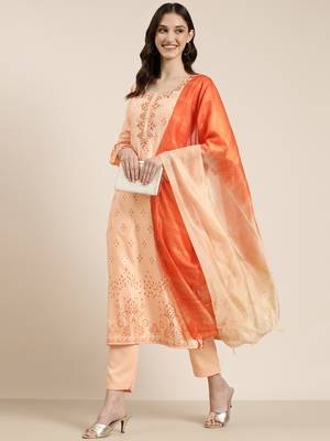 women's round neck floral foil print peach straight kurta and trouser with dupatta 5