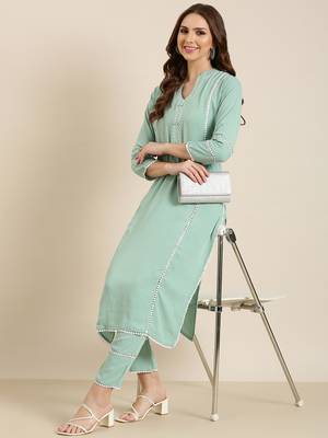 women's mandarin collar solid sea green straight kurta and trouser 4