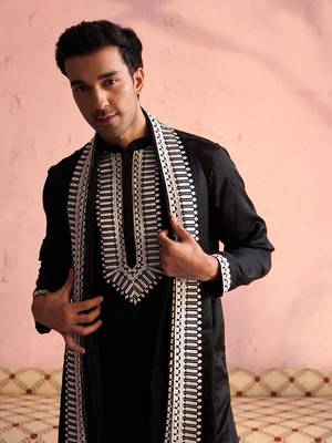  black and cream moonga silk kurta, pyjama & dupatta set 4