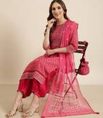 women's round neck geometric foil print pink straight kurta and patiala with dupatta