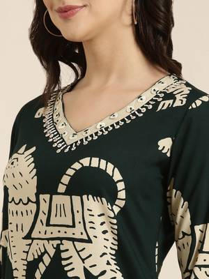 Showoff women's v-neck animal green straight kurta and patiala 5