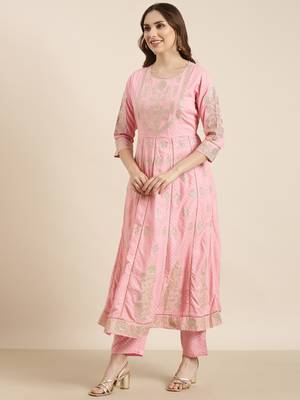 women's round neck floral foil print pink anarkali kurta and trouser with dupatta 3