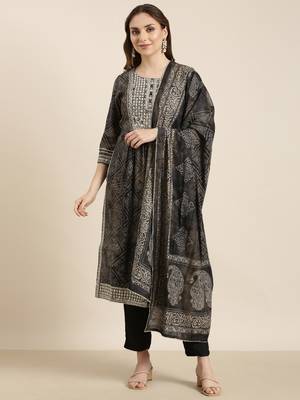 women's round neck bandhani zari black a-line kurta and trouser with dupatta 2