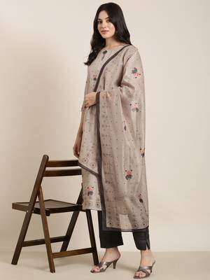 women's round neck floral olive straight kurta and trouser with dupatta 1