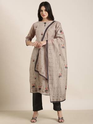 women's round neck floral olive straight kurta and trouser with dupatta 2