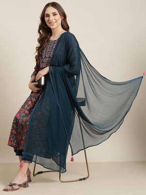 Showoff women's round neck floral zari teal a-line kurta and trouser with dupatta 1
