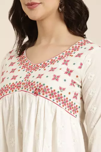 women's v-neck solid off white a-line kurta and trouser with dupatta