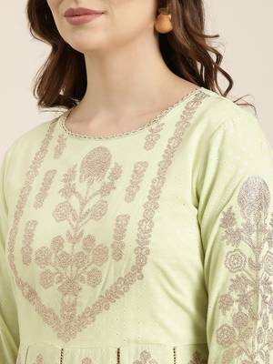 women's round neck floral foil print green anarkali kurta and trouser with dupatta 5