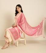 Showoff women's round neck solid peach straight kurta and patiala with dupatta
