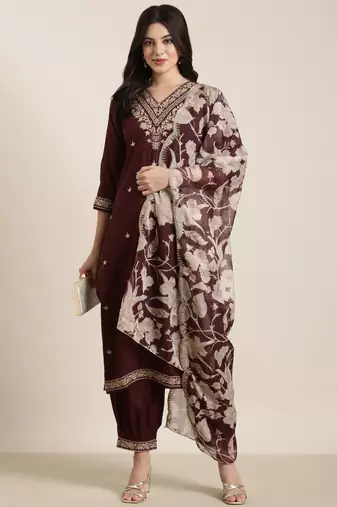 women's v-neck solid maroon straight kurta and patiala with dupatta